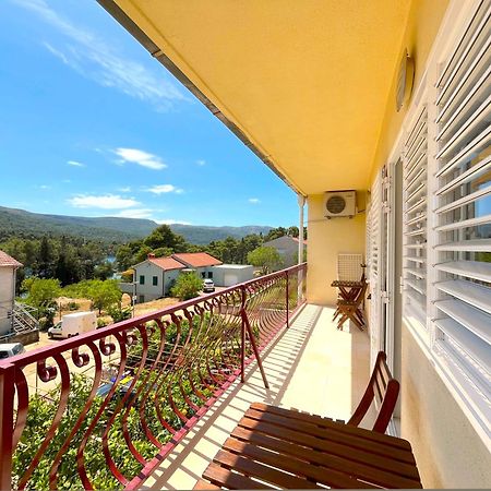 Apartments Sea & Sky Stari Grad  Exterior photo