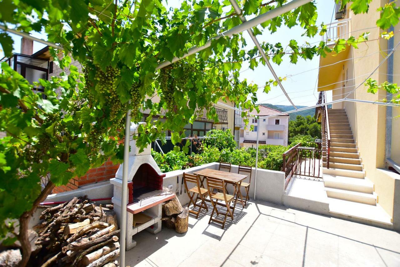 Apartments Sea & Sky Stari Grad  Exterior photo