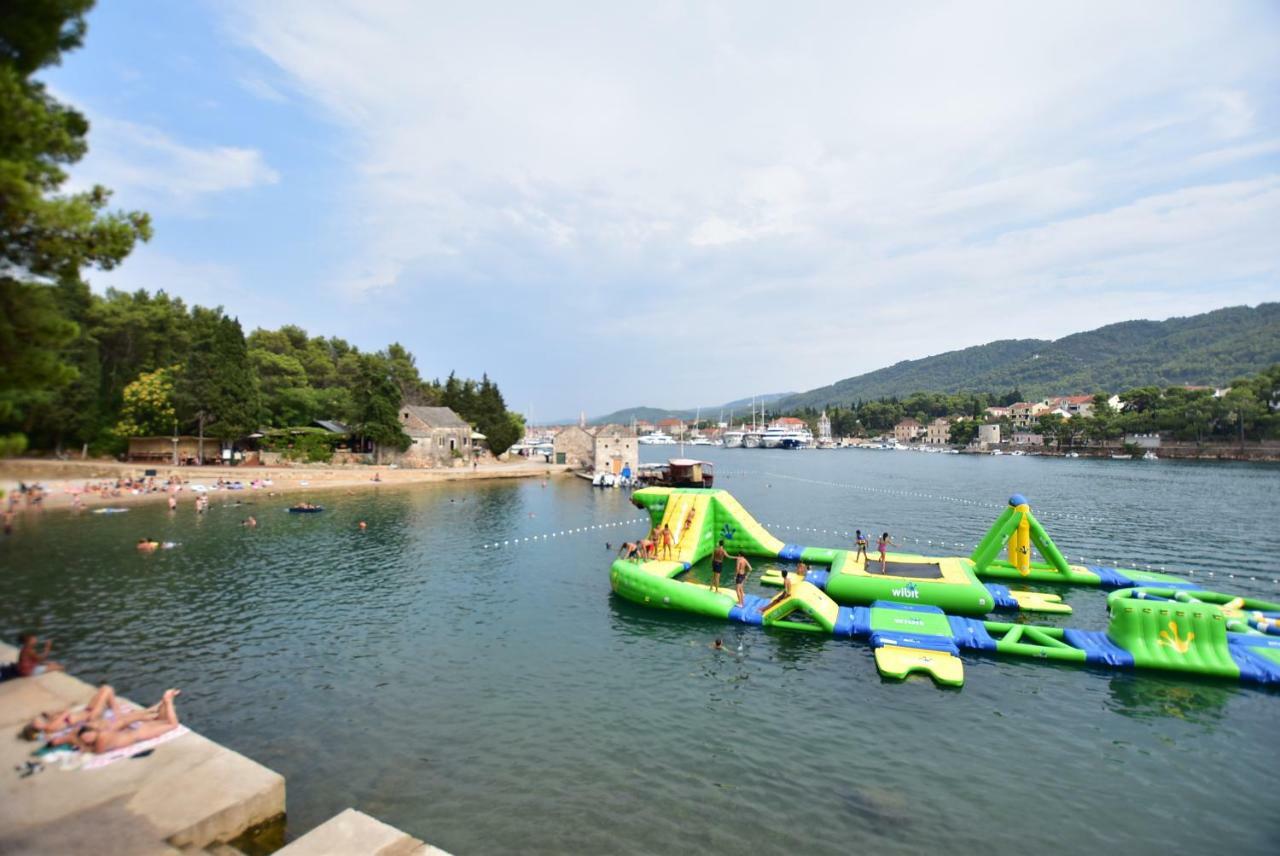 Apartments Sea & Sky Stari Grad  Exterior photo